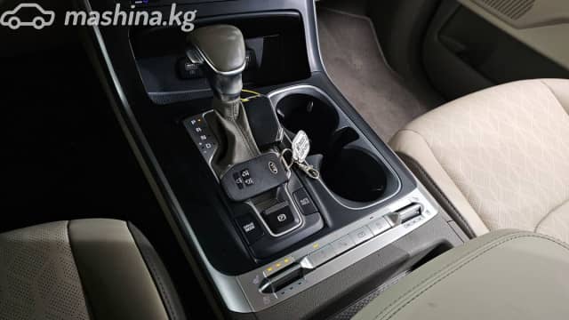 Kia Carnival IV 2.2d AT