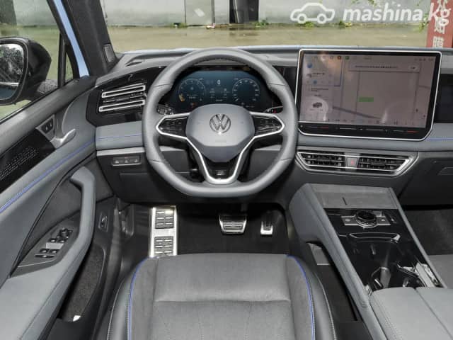 Volkswagen Tiguan III (China Market) 2.0 AMT