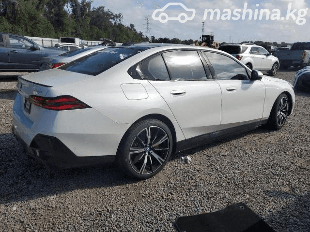 BMW 5 серии VIII (G60/G61/G68) 550e xDrive 3.0hyb AT 4WD