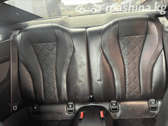 BMW M8 I (F91/F92/F93) 4.4 AT 4WD