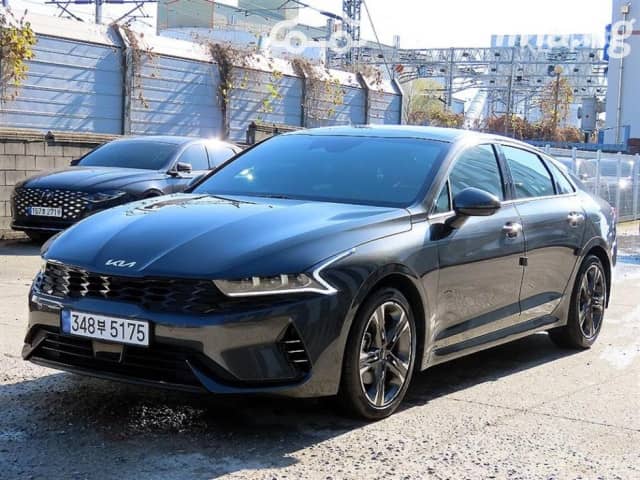 Kia K5 III 2.0hyb AT