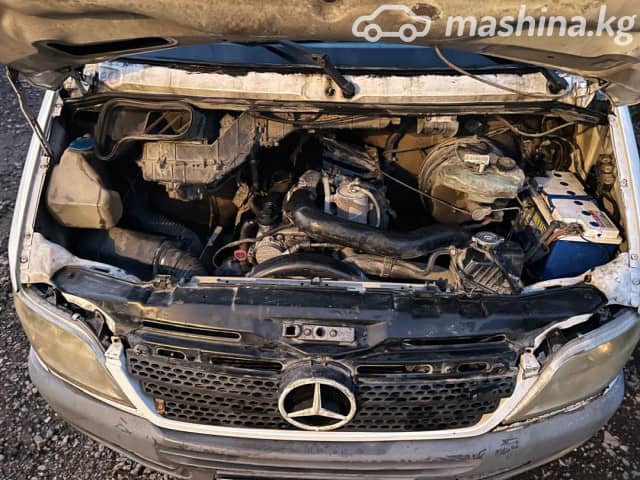 Mercedes-Benz Фургон (4х2)