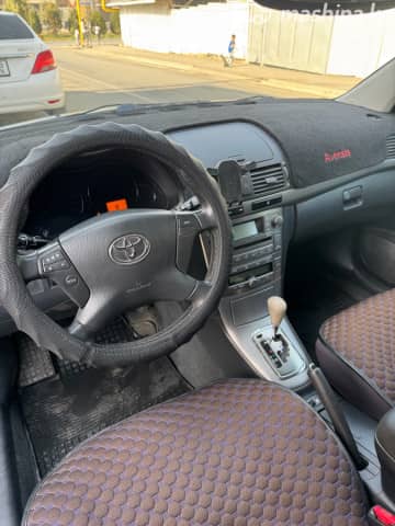 Toyota Avensis II Рестайлинг 1.8 AT