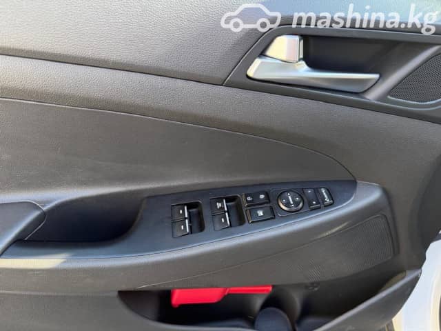 Hyundai Tucson III Рестайлинг 2.0d AT 4WD