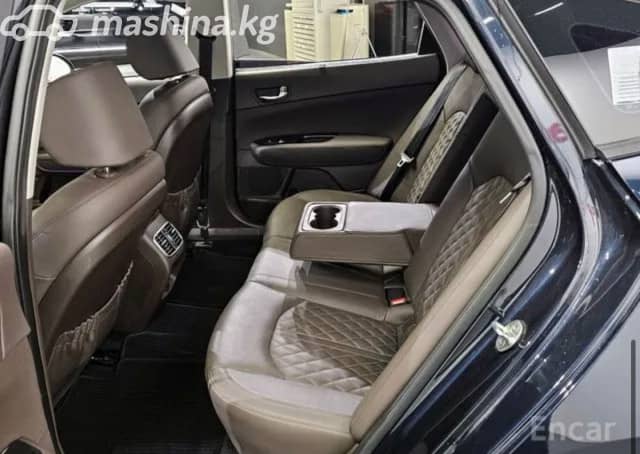 Kia K5 II 2.0 AT