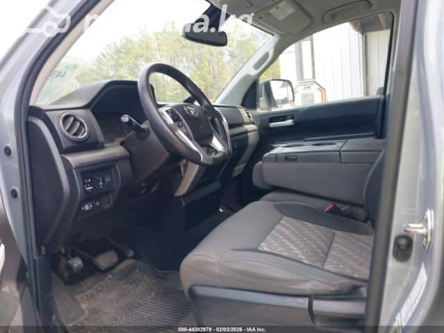 Toyota Tundra II Рестайлинг CrewMax 5.7 AT 4WD