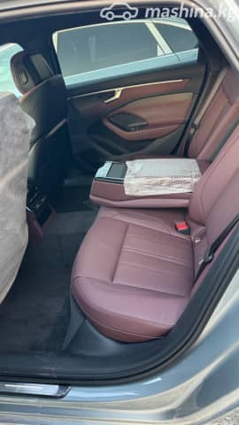 Audi A6 V (C8) Рестайлинг 45 TFSI Long 2.0 AMT 4WD