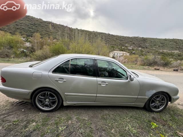 Mercedes-Benz E-Класс II (W210, S210) 240 2.4 MT