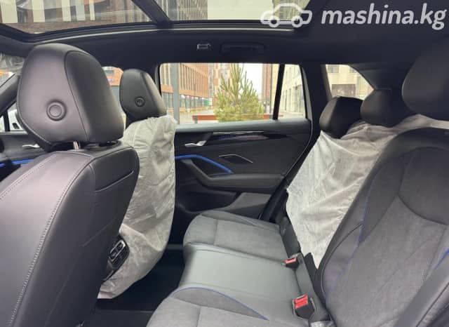 Volkswagen Tiguan III (China Market) 2.0 AMT