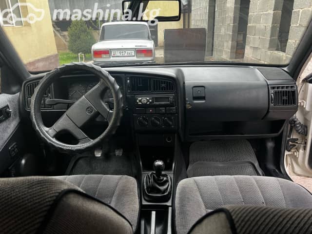 Volkswagen Passat B3 1.8 MT