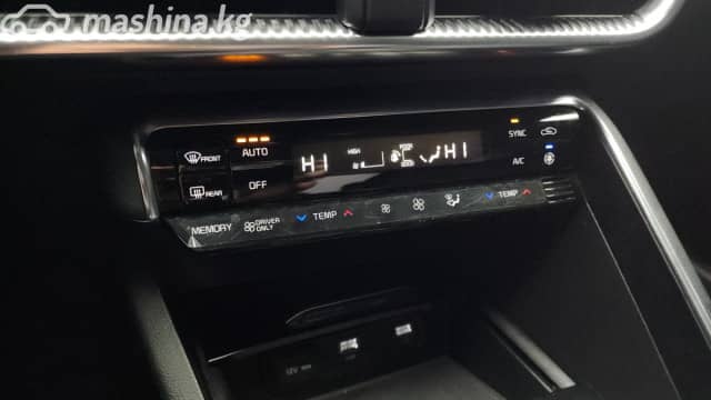 Kia K5 III 2.0hyb AT