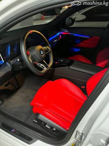 BMW M5 VII (G90) 4.4hyb AT 4WD