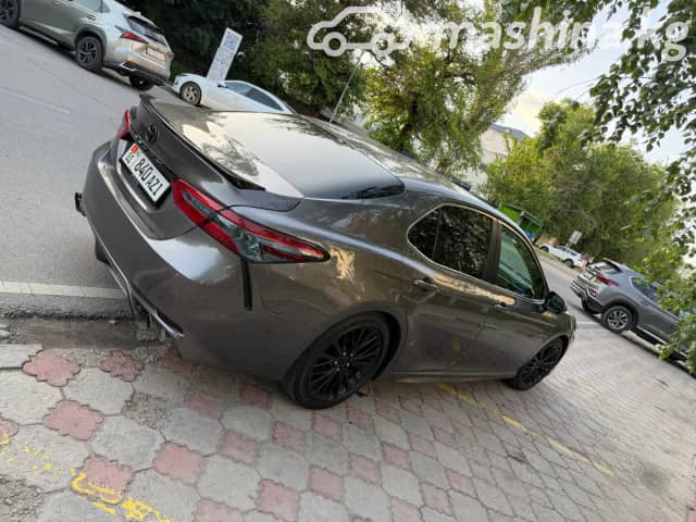 Toyota Camry VIII (XV70) 2.5 AT