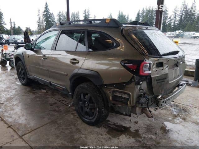 Subaru Outback VI Рестайлинг Wilderness 2.4 CVT 4WD