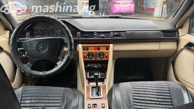 Mercedes-Benz E-Класс I (W124) 280 2.8 AT
