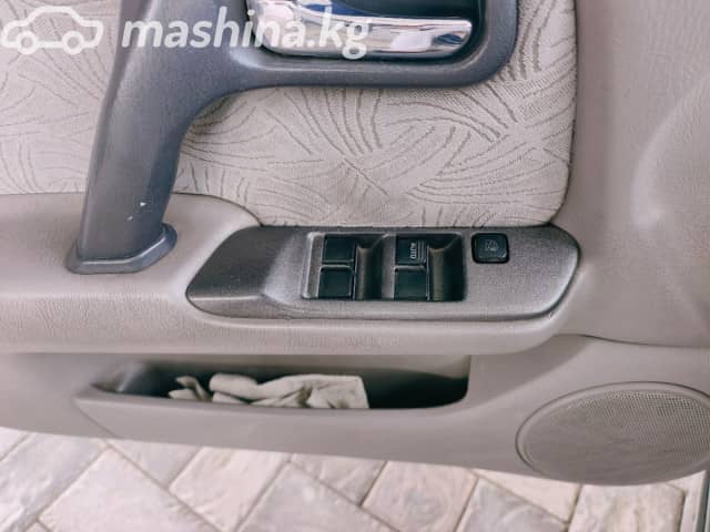 Nissan Primera II (P11) Рестайлинг 1.8 MT
