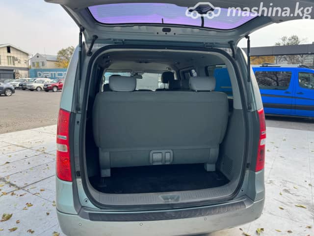 Hyundai Starex (H-1) II Рестайлинг 2 2.5d AT