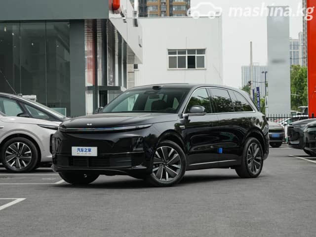 LiXiang L6 1.5hyb AT 4WD