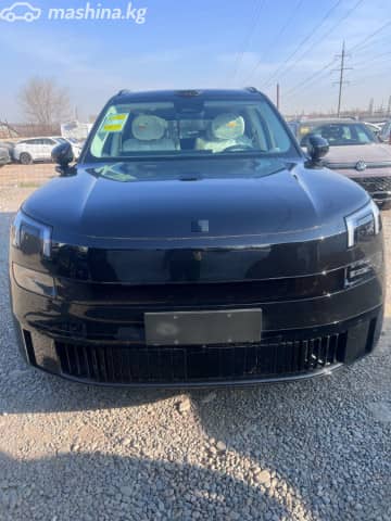 Lynk & Co 900 2.0hyb AT 4WD