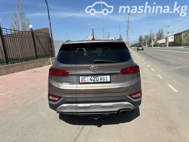 Hyundai Santa Fe IV 2.4 AT