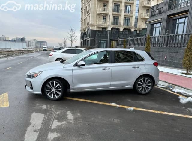 Hyundai Elantra VI (AD) 2.0 AT