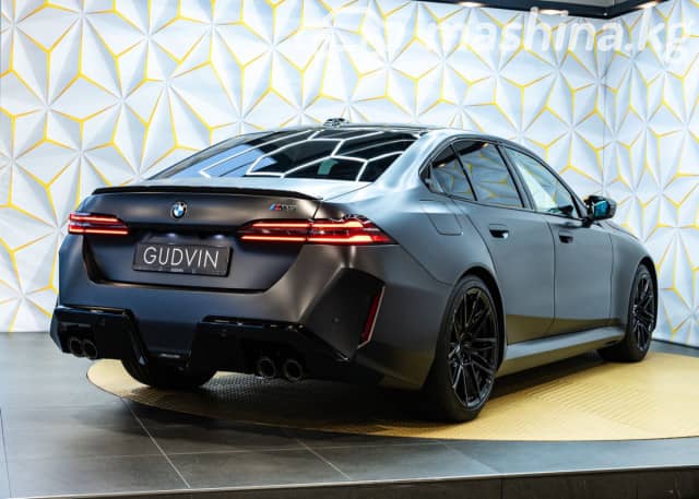 BMW M5 VII (G90) 4.4hyb AT 4WD