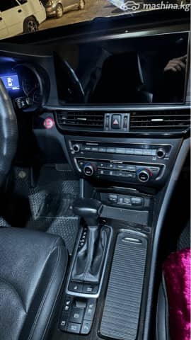 Kia K5 II 2.0 AT