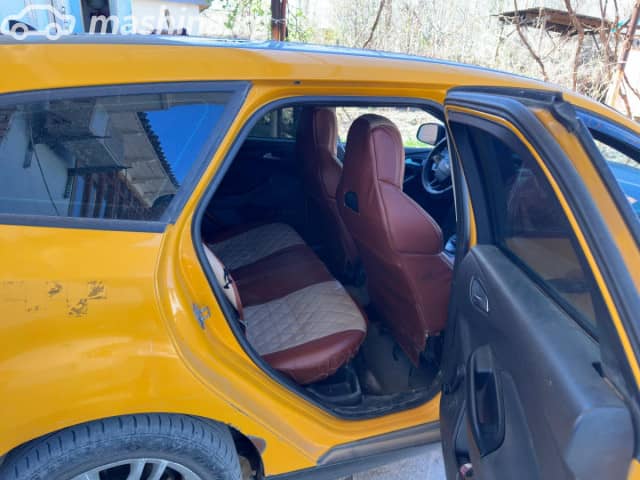 Ford Focus III Рестайлинг 1.6 MT