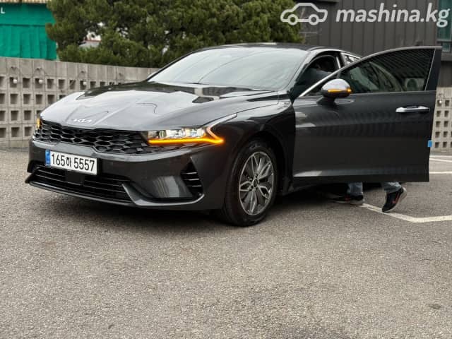 Kia K5 III 2.0hyb AT