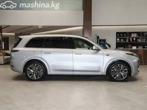 LiXiang L9 Рестайлинг 1.5hyb AT 4WD