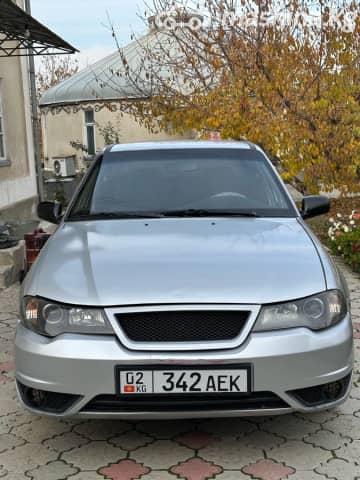 Daewoo Nexia I Рестайлинг 1.5 MT
