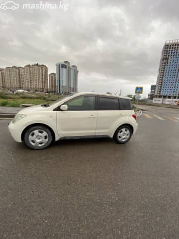 Toyota Ist I 1.3 AT