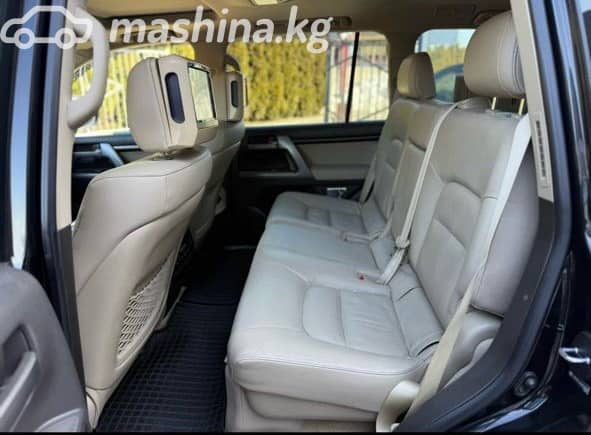 Toyota Land Cruiser 200 Series 4.7 AT 4WD