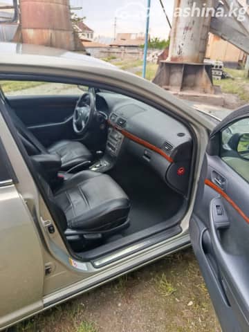 Toyota Avensis II Рестайлинг 1.8 AT