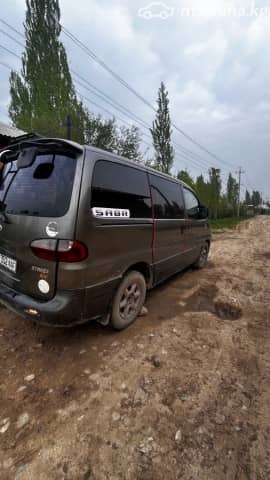 Hyundai Starex (H-1) I 2.5d MT