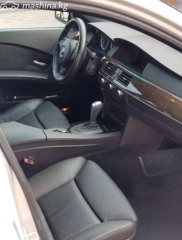 BMW 5 серии V (E60/E61) 550i 4.8 AT