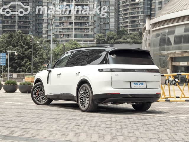 Lynk & Co 900 1.5hyb AT 4WD