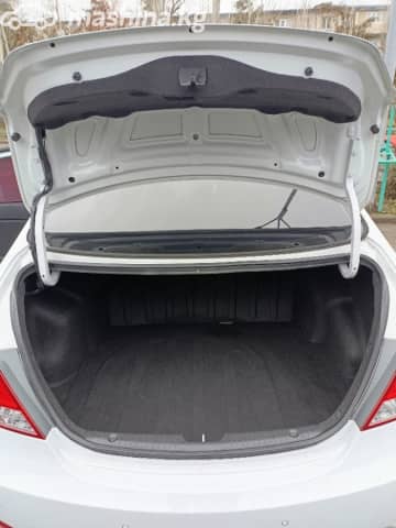 Hyundai Accent IV 1.4 CVT