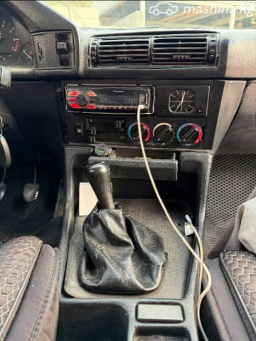 BMW 3 серии II (E30) 320i 2.0 MT