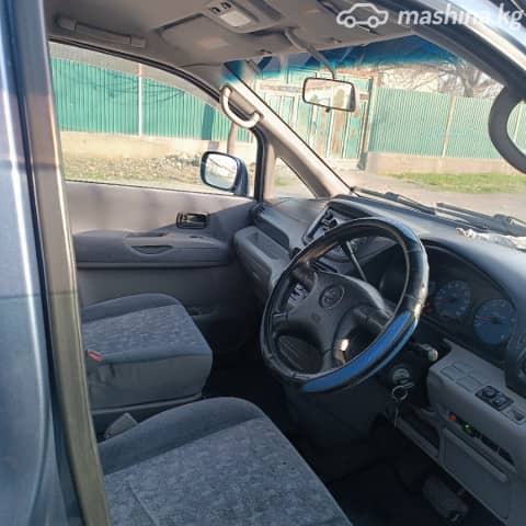 Nissan Serena II (C24) 2.0 AT