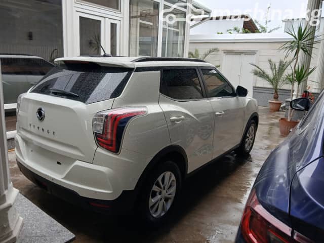 SsangYong Tivoli I Рестайлинг 1.6d AT