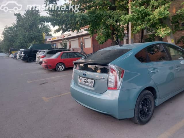 Toyota Prius III Рестайлинг (XW30) Plug-in Hybrid 1.8hyb AT