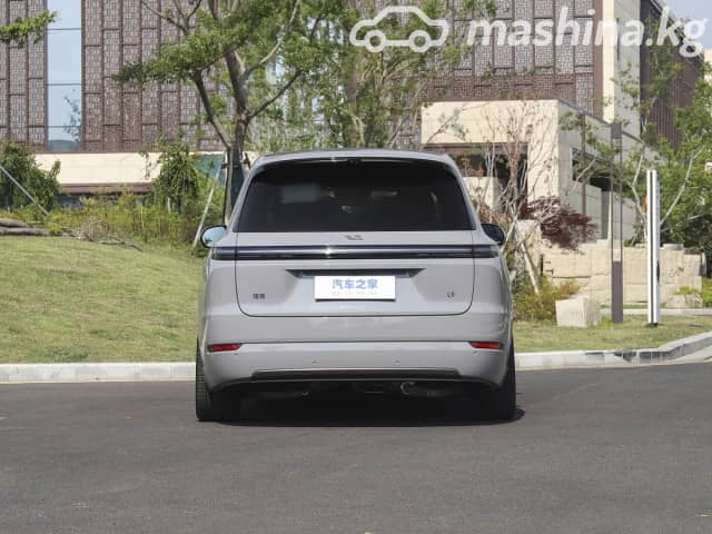 LiXiang L9 Рестайлинг 1.5hyb AT 4WD
