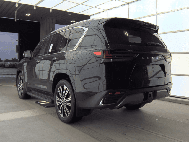 Lexus LX IV 600 3.5 AT 4WD