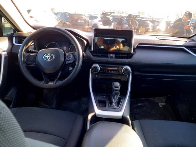 Toyota RAV4 V (XA50) 2.5 AT