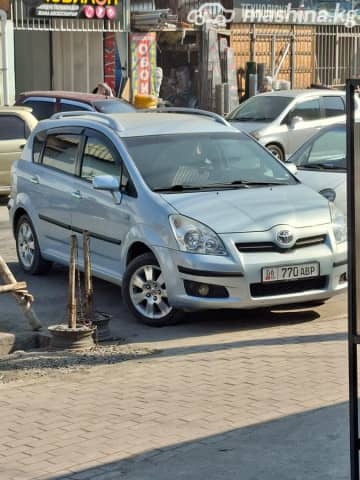 Toyota Corolla Verso I Рестайлинг 2 1.8 MT