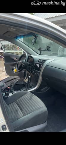 Toyota Corolla X (E140, E150) 1.6 MT