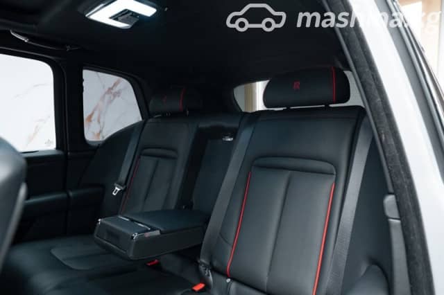 Rolls-Royce Cullinan I 6.7 AT AWD