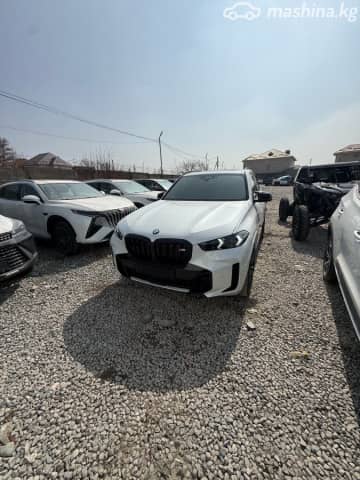 BMW X5 IV (G05/G18) Рестайлинг M60i 4.4 AT 4WD