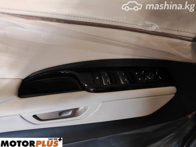 Lexus LM II 350h 2.5hyb CVT 4WD